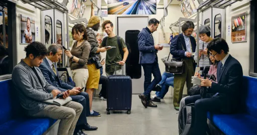 image for article Panduan Mudah Menggunakan MRT Singapore Agar Kamu Puas Keliling Singapura