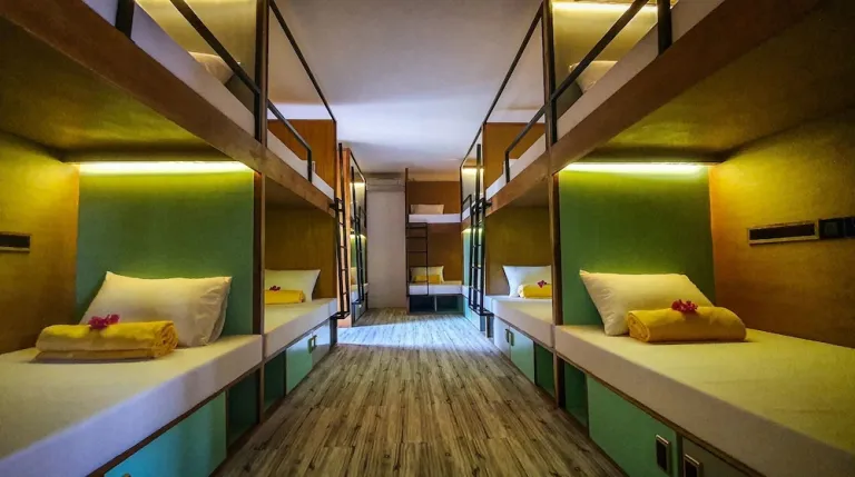 Hotel kapsul bali