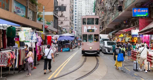 image for article Tempat Belanja di Hong Kong Untuk Berburu Oleh-oleh Hingga Fashion