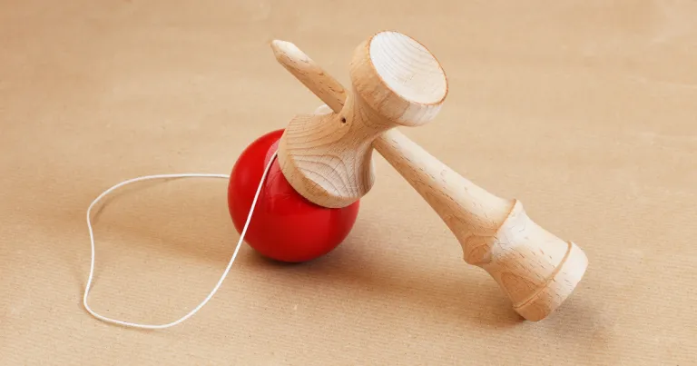 Oleh oleh khas Jepang - Kendama