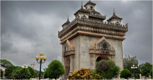 image for article Akhirnya, Laos Membuka Perbatasan Untuk Turis International Lagi