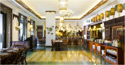 image for article Tempat Bukber di Surabaya, 10 Rekomendasi Restoran Dengan Menu Beragam