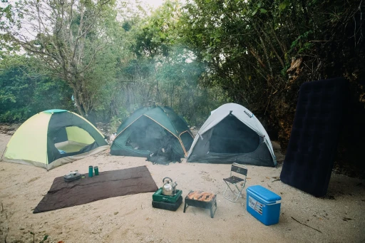 image for article 11 Perlengkapan Camping Yang Wajib Kamu Bawa