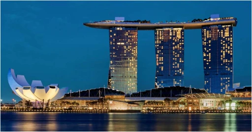 image for article Marina Bay Sands Singapura, Panduan Wisata Yang Bisa Kamu Lakukan