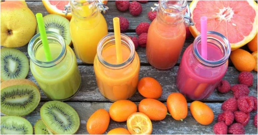 image for article Traveler Wajib Tahu! 10 Rekomendasi Vitamin C Berkhasiat Untuk Tingkatkan Daya Tahan Tubuh