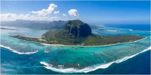 image for article Mauritius Terbitkan Visa Travel Premium Berdurasi Satu Tahun