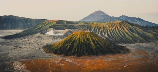 image for article Wisata Gunung Bromo Dibuka Kembali, Ini Aturan Yang Harus Diikuti