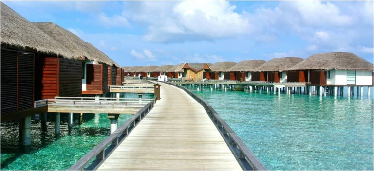 wisata maldives dibuka kembali