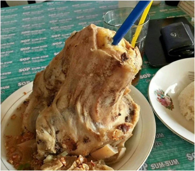 Makanan khas Malang - sop sumsum