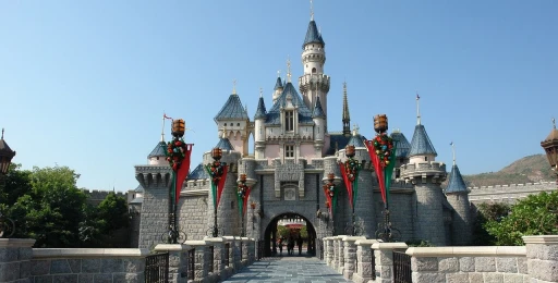 image for article Disneyland Hong Kong Ditutup Hingga Batas Waktu Yang Belum Ditentukan