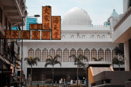 image for article Menjelajahi Kowloon, Tempat Masjid Terbesar Hong Kong Berada