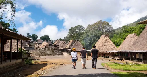 image for article 10 Desa Indah di Sekitar Labuan Bajo Yang Wajib Kamu Kunjungi