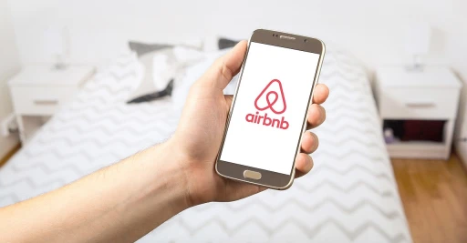 image for article Aturan Baru Airbnb Dikeluarkan Untuk Meminimalkan Tamu Nakal