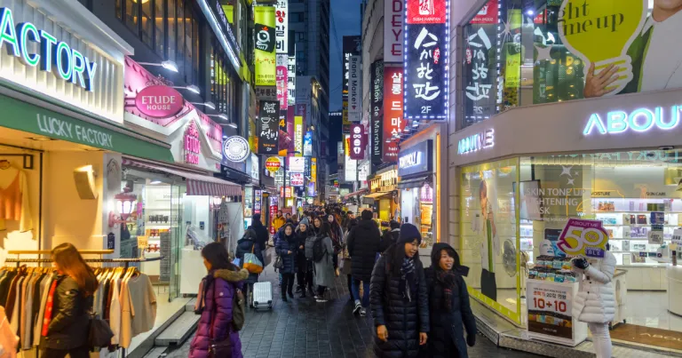 Wisata musim dingin Seoul - Hongdae