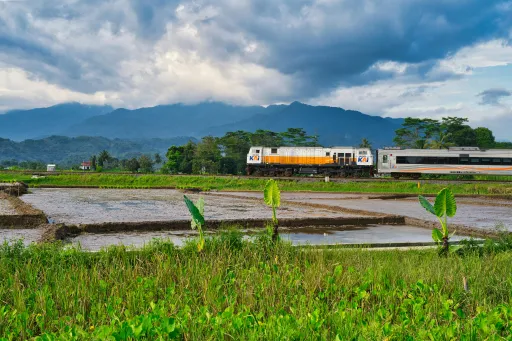 image for article Menyambut Long Weekend, KAI Menambahkan Jadwal Kereta Api