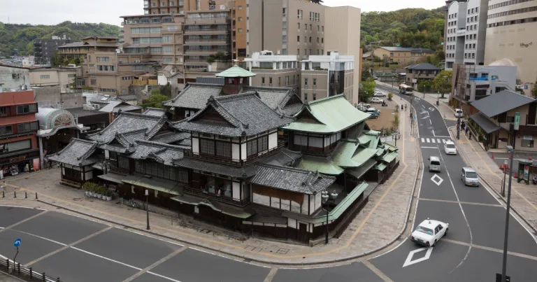 Wisata Ghibli Jepang - Dogo Onsen