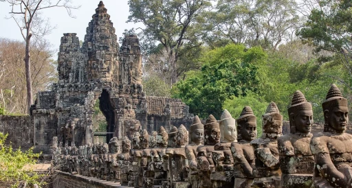 image for article Naik Gajah Di Angkor Wat Dilarang Mulai 2020