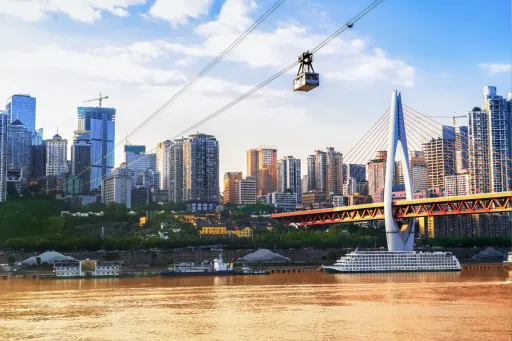 image for article Panduan Lengkap Wisata ke Chongqing: Kota Modern dengan Sentuhan Tradisional