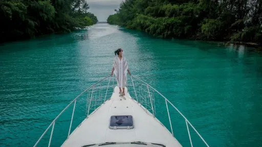 image for article 10 Pulau di Kepulauan Seribu Yang Harus Kamu Kunjungi Untuk Liburan Seru