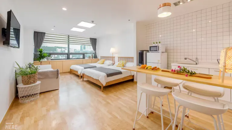Airbnb Hongdae, Seoul, Korea Selatan