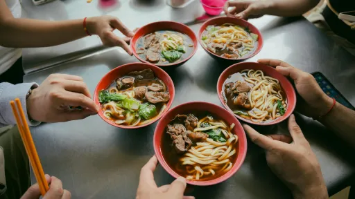 image for article 10 Tempat Makan Halal di Shenzhen, China Yang Populer Bagi Wisatawan Muslim