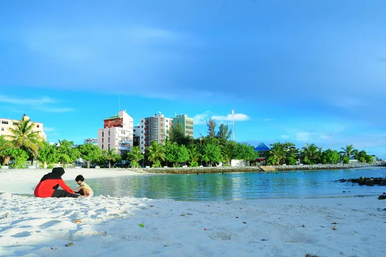 Wisata Maldives - Artificial Beach