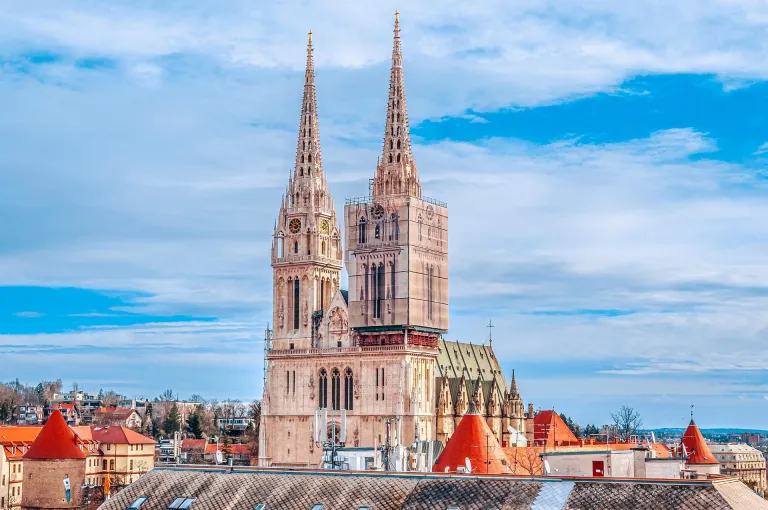 Wisata Zagreb Kroasia - Zagreb Cathedral