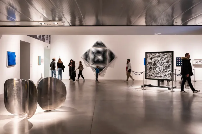 Wisata Zagreb Kroasia - Museum of Contemporary Art 