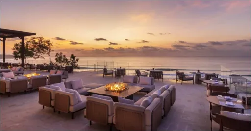 image for article Restoran Terbaik Di Uluwatu Dengan View Keren