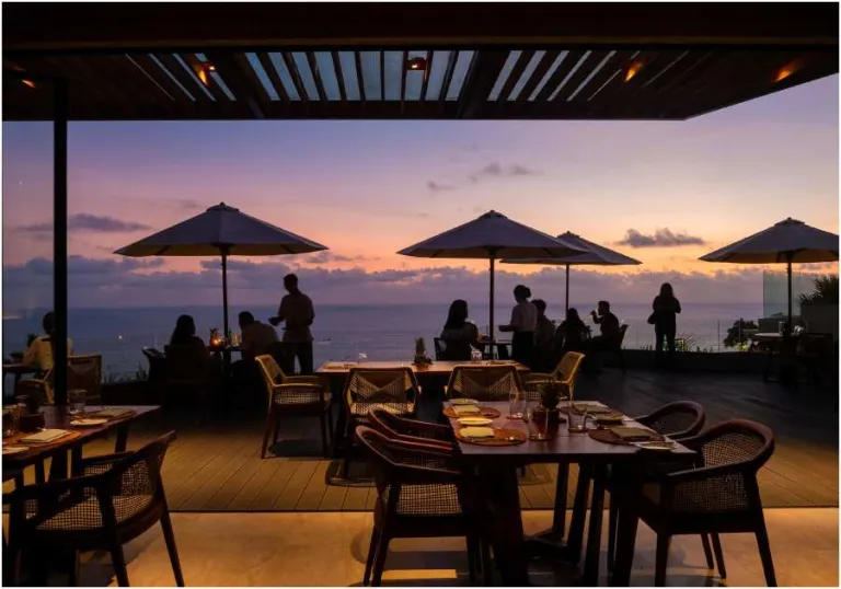 Restoran Terbaik Di uluwatu