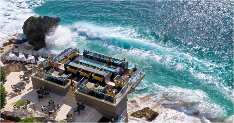 cliff club di Bali