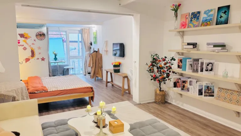 Airbnb Hanoi, Vietnam 