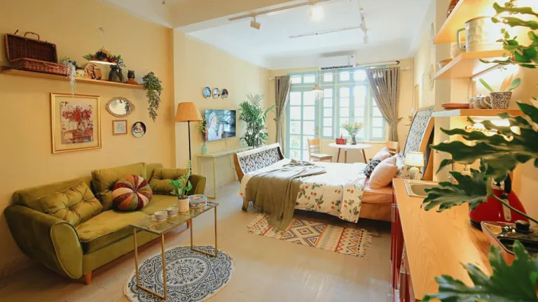 Airbnb Hanoi, Vietnam 