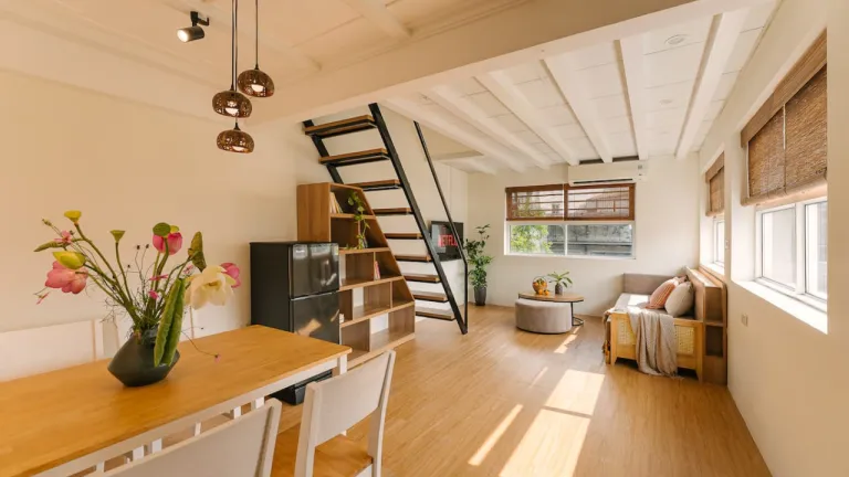 Airbnb Hanoi, Vietnam 