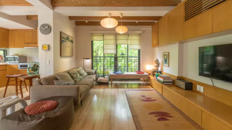 Airbnb Hanoi, Vietnam 
