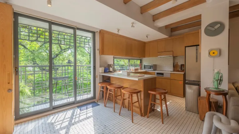 Airbnb Hanoi, Vietnam 