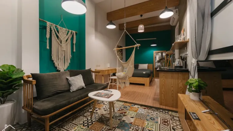 Airbnb Hanoi, Vietnam 