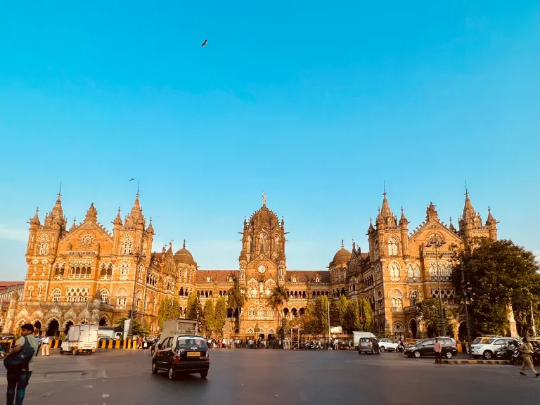 Wisata Mumbai, India - Chhatrapati Shivaji Maharaj Terminus