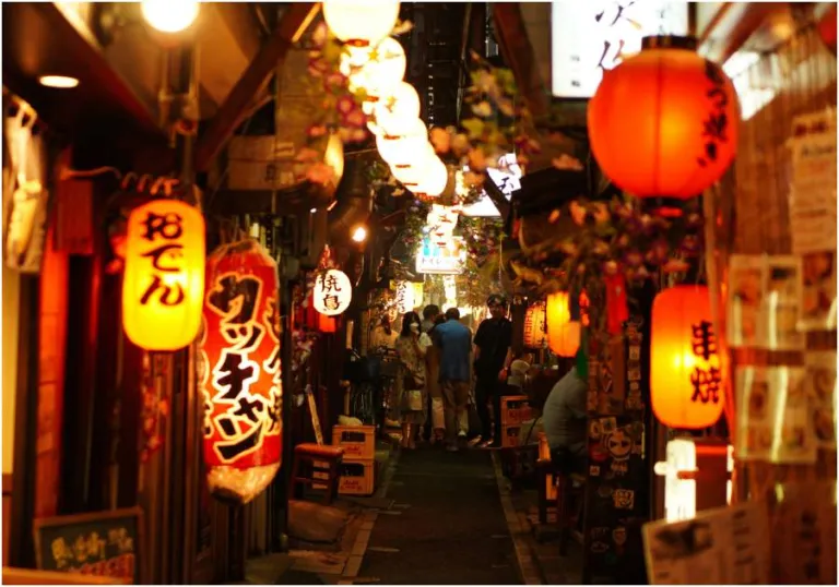 tempat wisata Di Shinjuku