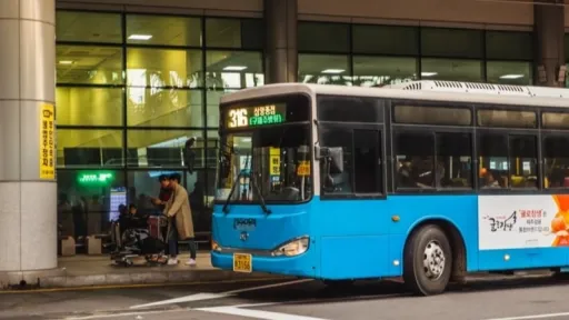 image for article Naik Bus di Jeju Makin Mudah, Bisa Bayar Pakai Kartu Visa!