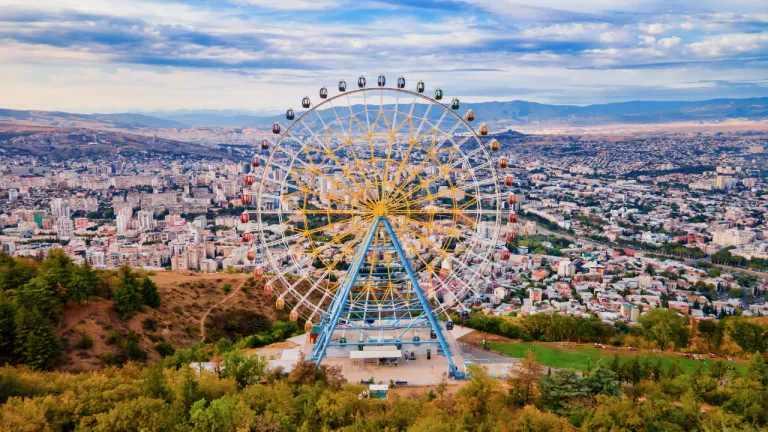 Wisata Tbilisi, Georgia - Mtatsminda Park