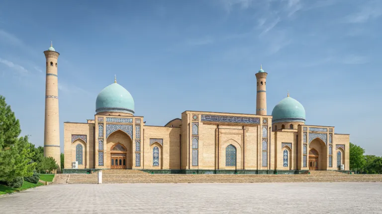 Wisata Tashkent, Uzbekistan - Hazrati Imam Complex
