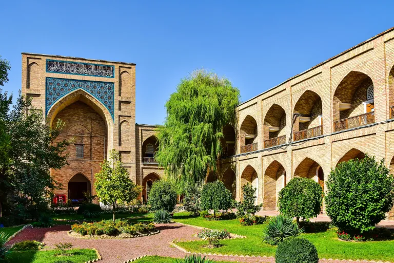 Wisata Tashkent, Uzbekistan - Kukeldash Madrasah