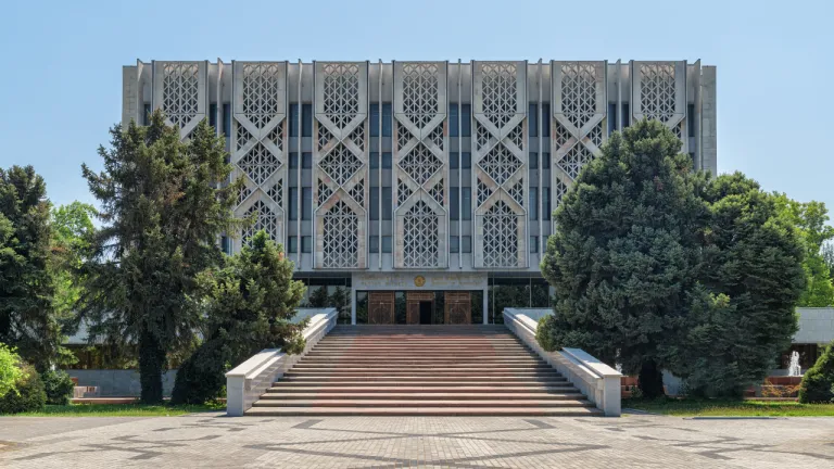 Wisata Tashkent, Uzbekistan - State Museum of History of Uzbekistan