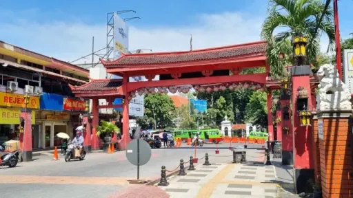 image for article 8 Kuliner Halal dan Legendaris di Suryakencana Bogor