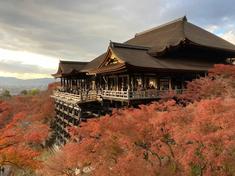 Tempat Wisata Musim Gugur Jepang - Kiyomizudera