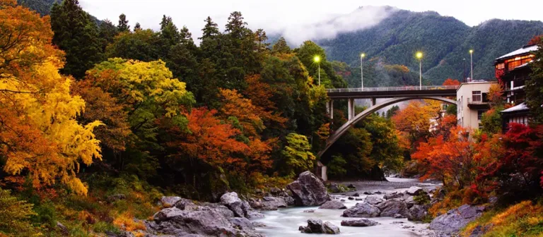 Wisata Musim Gugur Tokyo, Jepang - Mitake Gorge