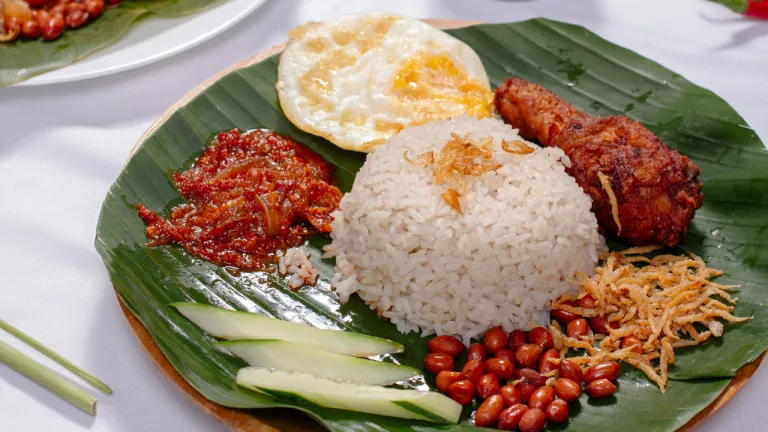 Restoran Halal Murah Singapura - Selera Rasa Nasi Lemak