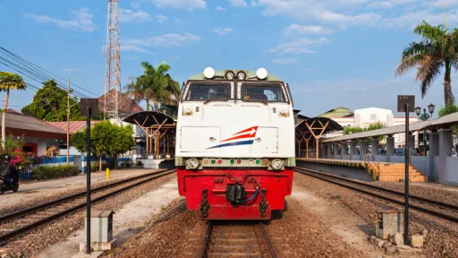 image for article Kereta Wisata Jaka Lalana Rute Jakarta–Bogor-Sukabumi-Cianjur Resmi Beroperasi