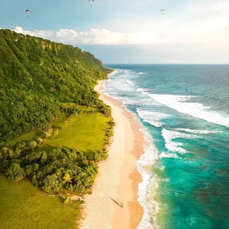 Pantai Di Uluwatu